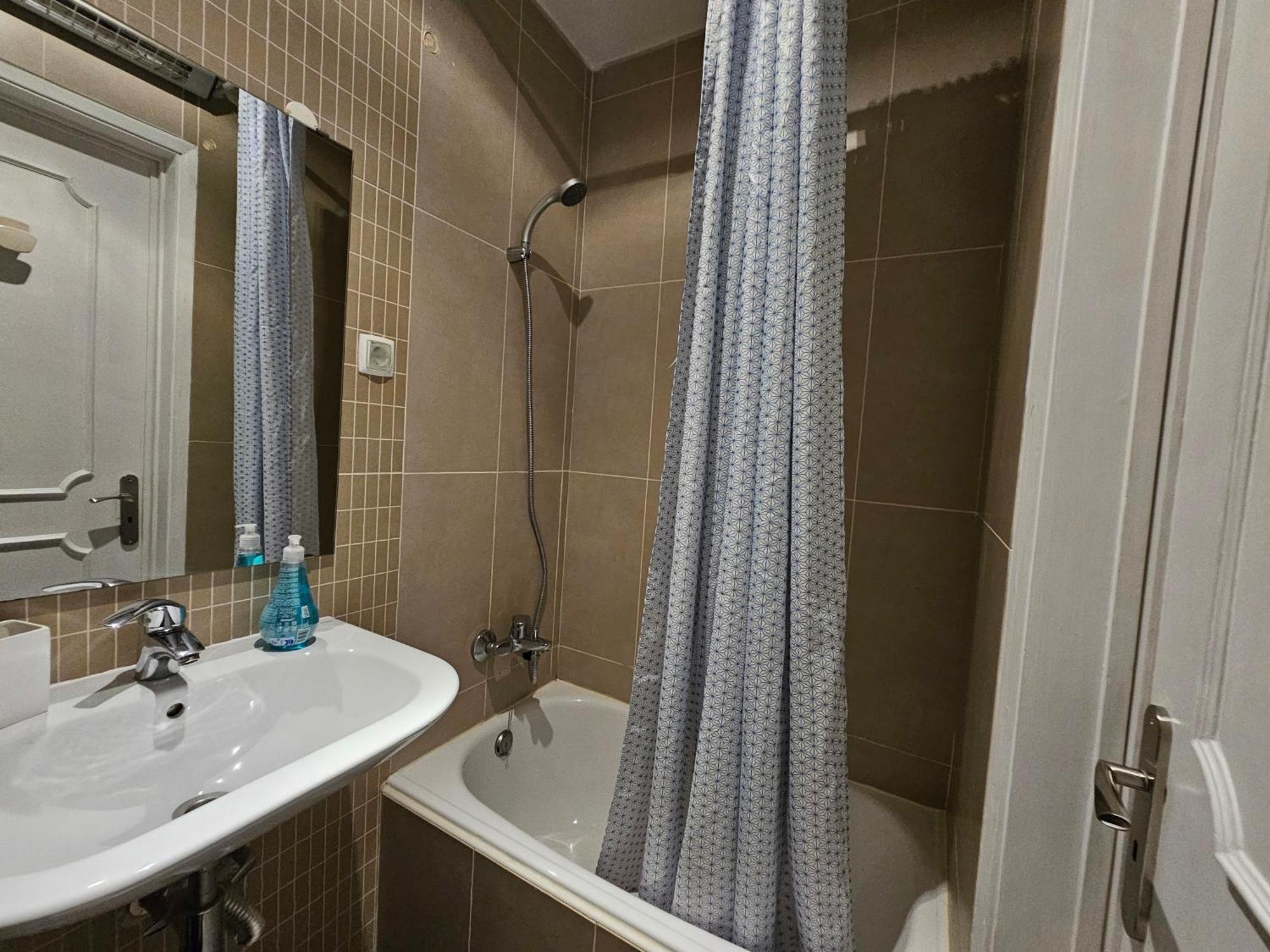 Blife Batalya Private Rooms Faro Room photo